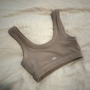 Alo Yoga sport bra